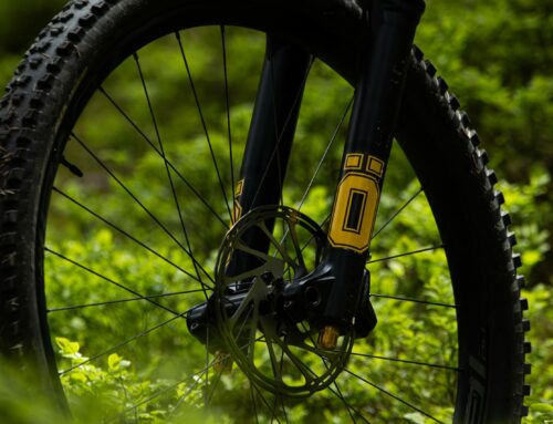 Maîtrisez le débattement de votre fourche VTT pour une performance optimale